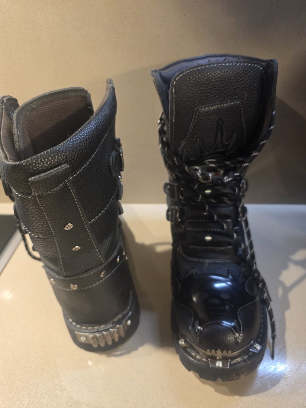 Herrenschuhe: Bottes "Gothiques" / Punk / Motard - TOP / 39-40 – Neu (gemäss Beschreibung) aus Pampigny von Sfanette 1