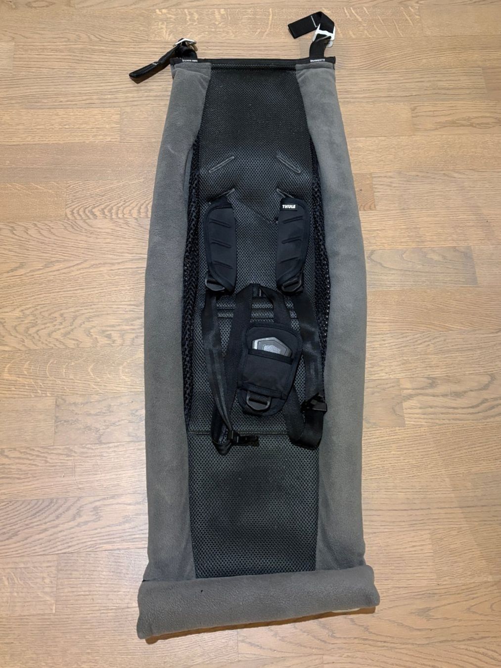 Thule Anhänger: Thule Babysitz / Hängematte / Infant Sling – Gebraucht aus Lenzburg von cha_5dhy 1
