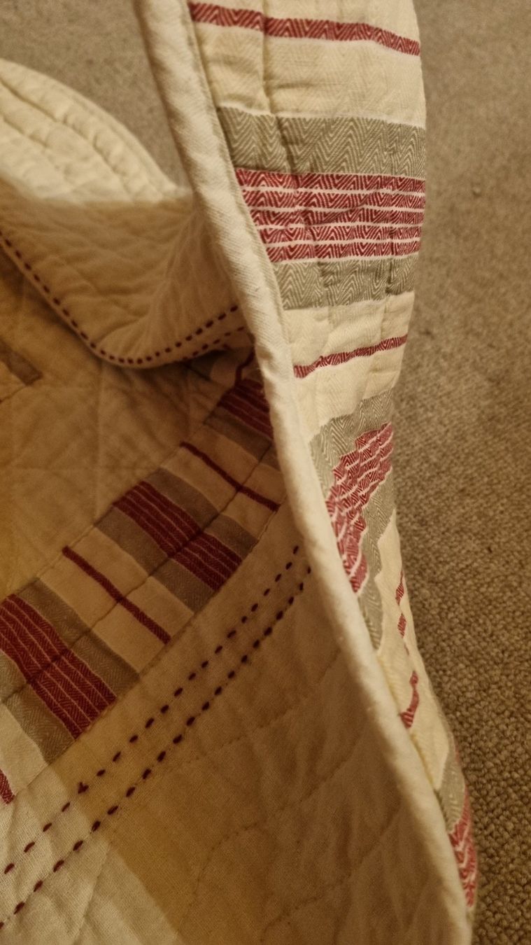 Coperte: 2x Patchwork Tagesdecken inkl. 2x Zierkissen – Usato da Oberrieden venduto da Spencer10 7