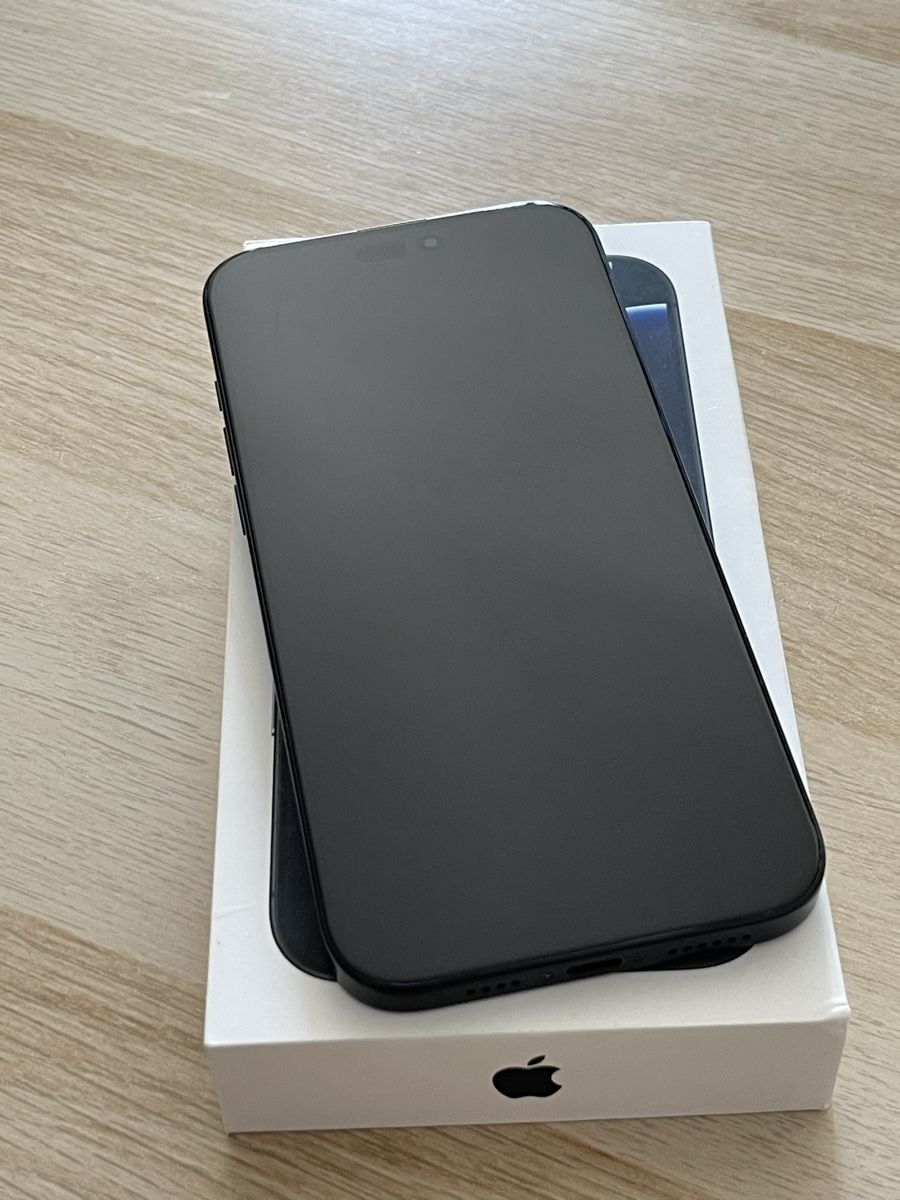 Apple Telefoni cellulari / Smartphones: IPhone 16 pro Max 256gb Akku 100% – Usato da Biel/Bienne venduto da ham_wf9n 6
