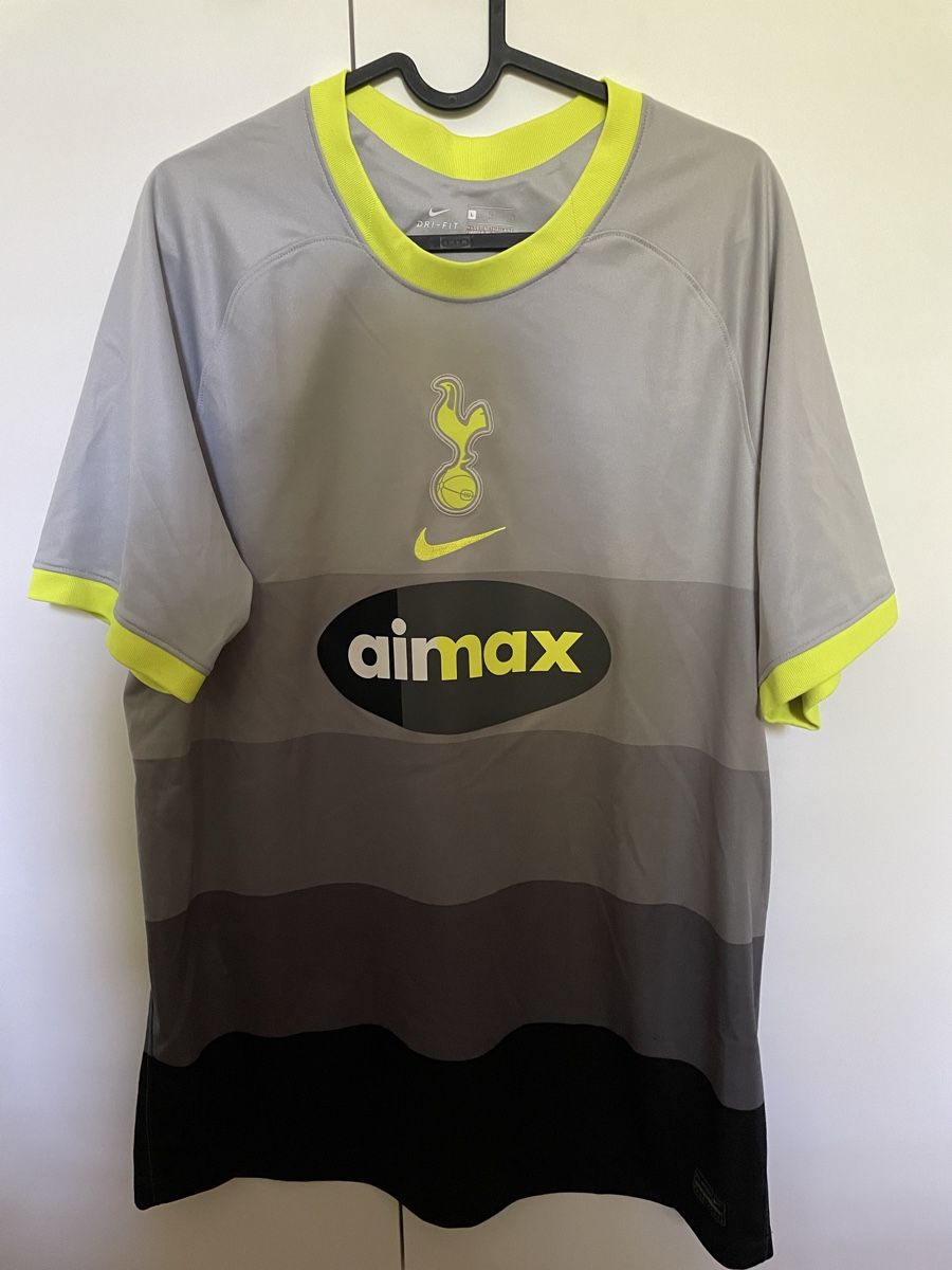 Nike Canottiere & Pantaloni: Maillot original Tottenham, taille L, édition AirMax, Nike – Nuovo (secondo la descrizione) da Genève venduto da kevinjaquemet