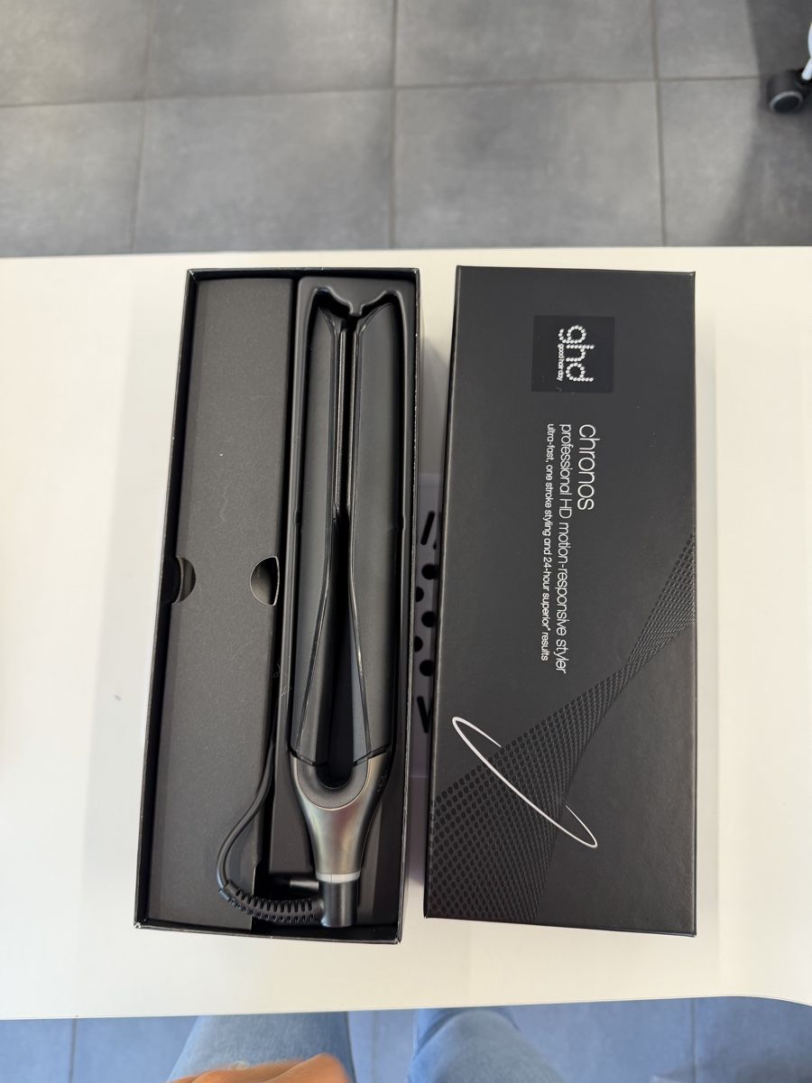 Accessori per capelli: Piastra per capelli ghd Chronos nuova – Nuovo e nell'imballaggio originale da Bellinzona venduto da ann_8yxn 1