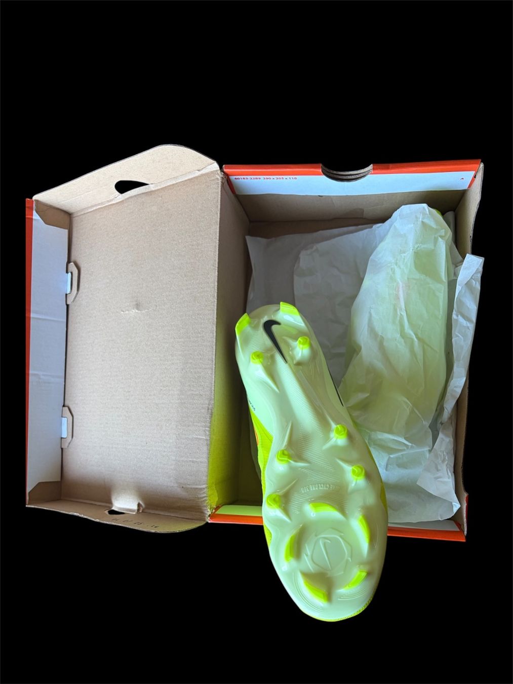 Nike Herrenschuhe: NIKE PHANTOM 6, version PRO, taille 42, neuves – Neu und originalverpackt aus Lausanne von fla_766q 1