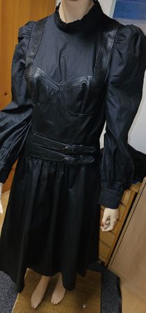 Kleid Marchesa Rosa  Gr. 8/M Schwarz