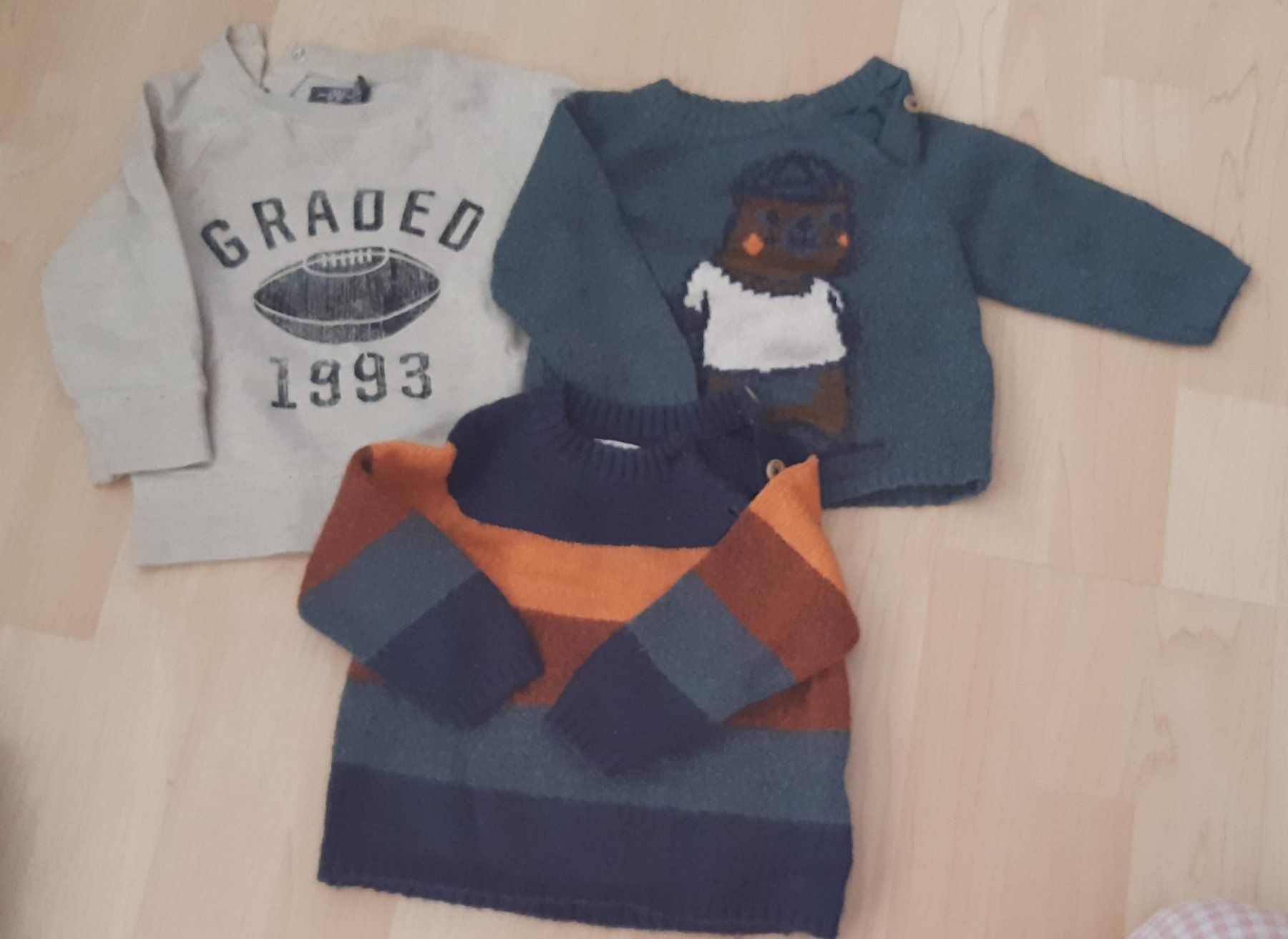 Lotti & Set di vestiti: Junge Kleiderpaket, Gr. 58, 5 Stk. – Usato da sachseln venduto da soficool 3