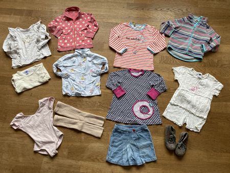 💖 12 Stk Süsses Kleiderpaket 86/92, Ballett, Schuhe