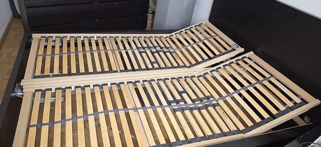 Letti: Zimmer komplett  – Usato da Pratteln venduto da son_9n2k 1