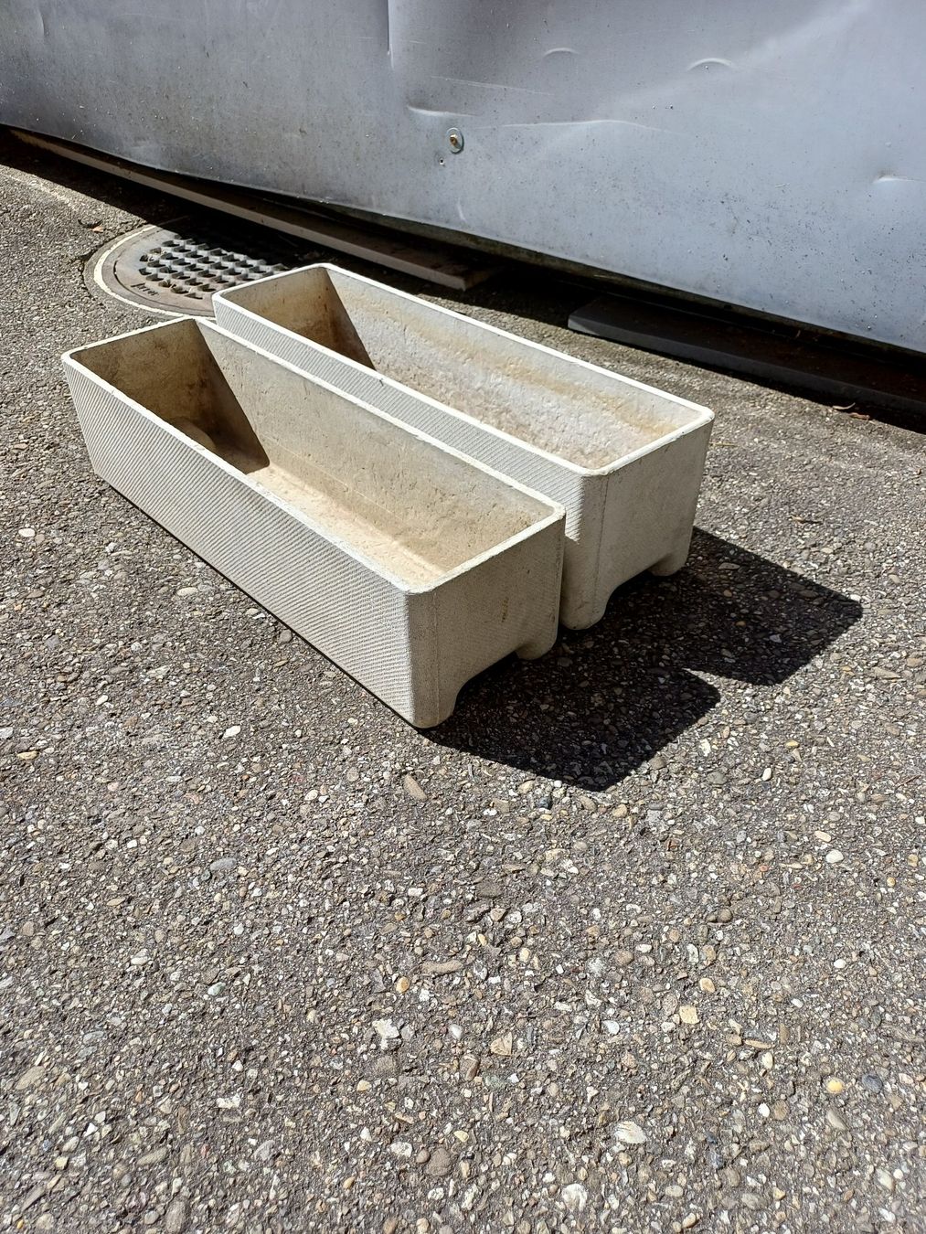 Eternit Blumentöpfe: Blumenkisten Eternit 2 Stück – Gebraucht aus Rüegsbach von Urs9990 1