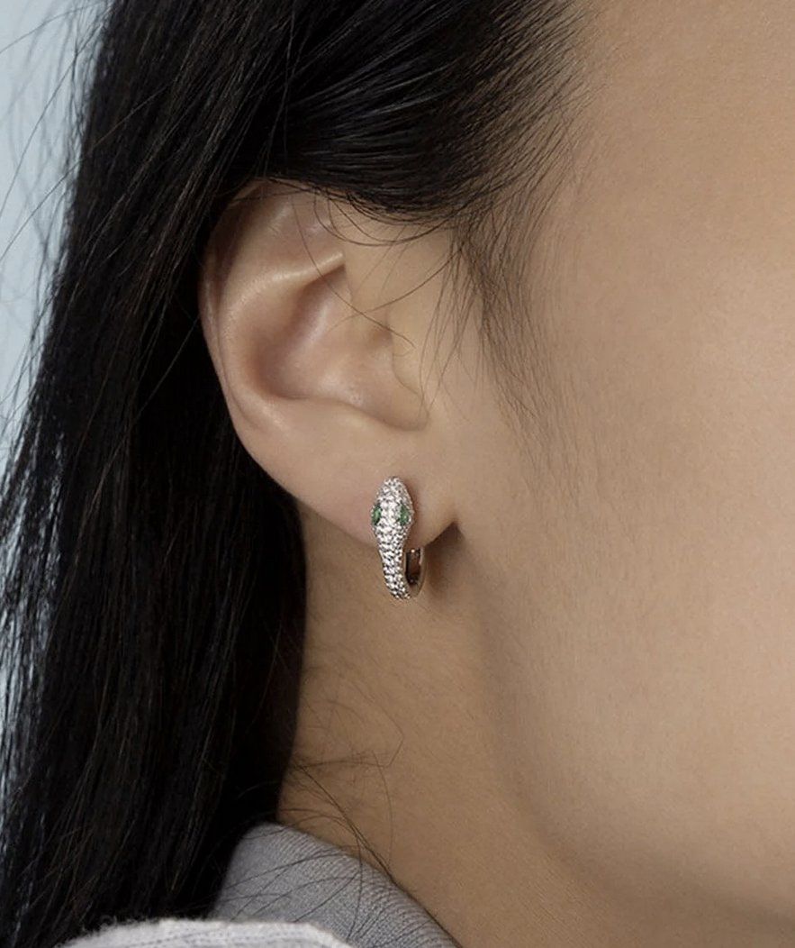 Ohrringe & -stecker: Silberohrringe Schlange | silver earring snake huggie – Gebraucht aus Zürich von HelloSunshine8048 2