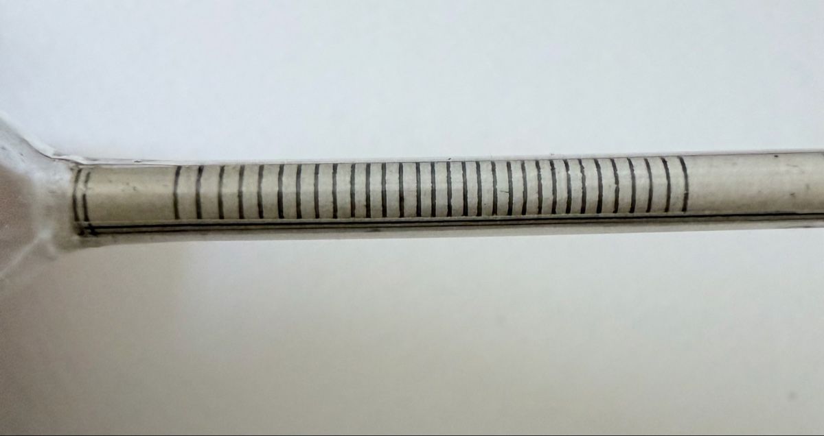 Altri elettrodomestici e apparecchi d’epoca: verre ancien avec étui 15C – Usato da Courgevaux venduto da auxtrouvailles 6