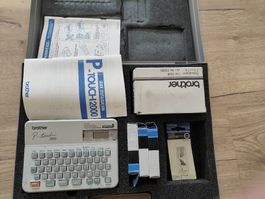 Beschriftungsgerät Brother P-Touch 2000 mit Koffer
