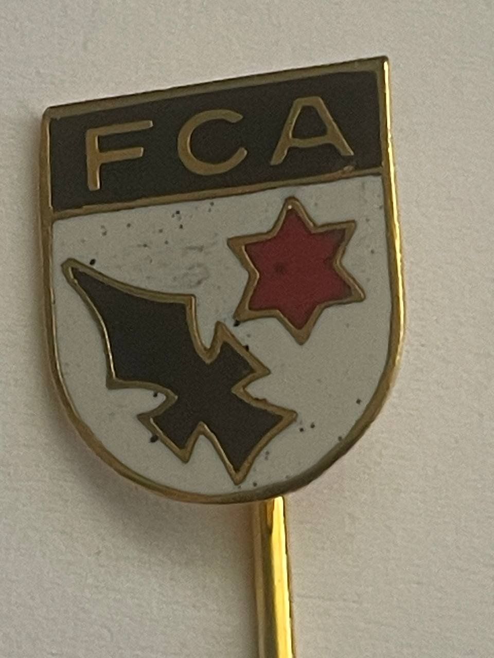 Placchette & Badge: 214. Anstecknadel - FC Aesch – Usato da Luzern venduto da Irek