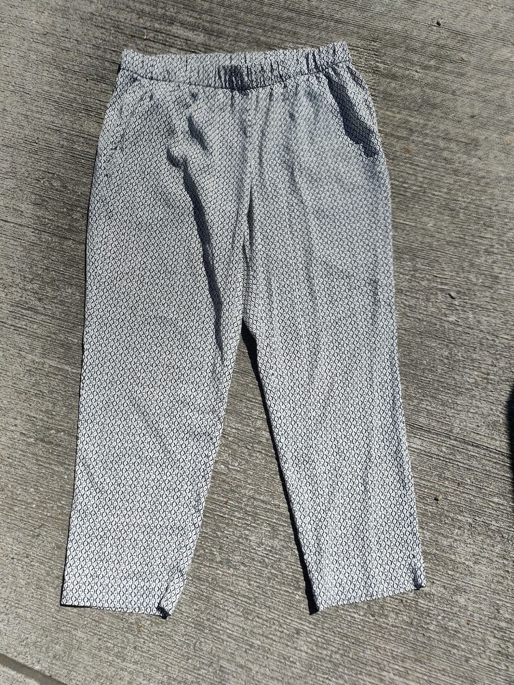 H&M Pantaloni: H&M Sommerhose Grösse 44 – Usato da Horgen venduto da Lulusa