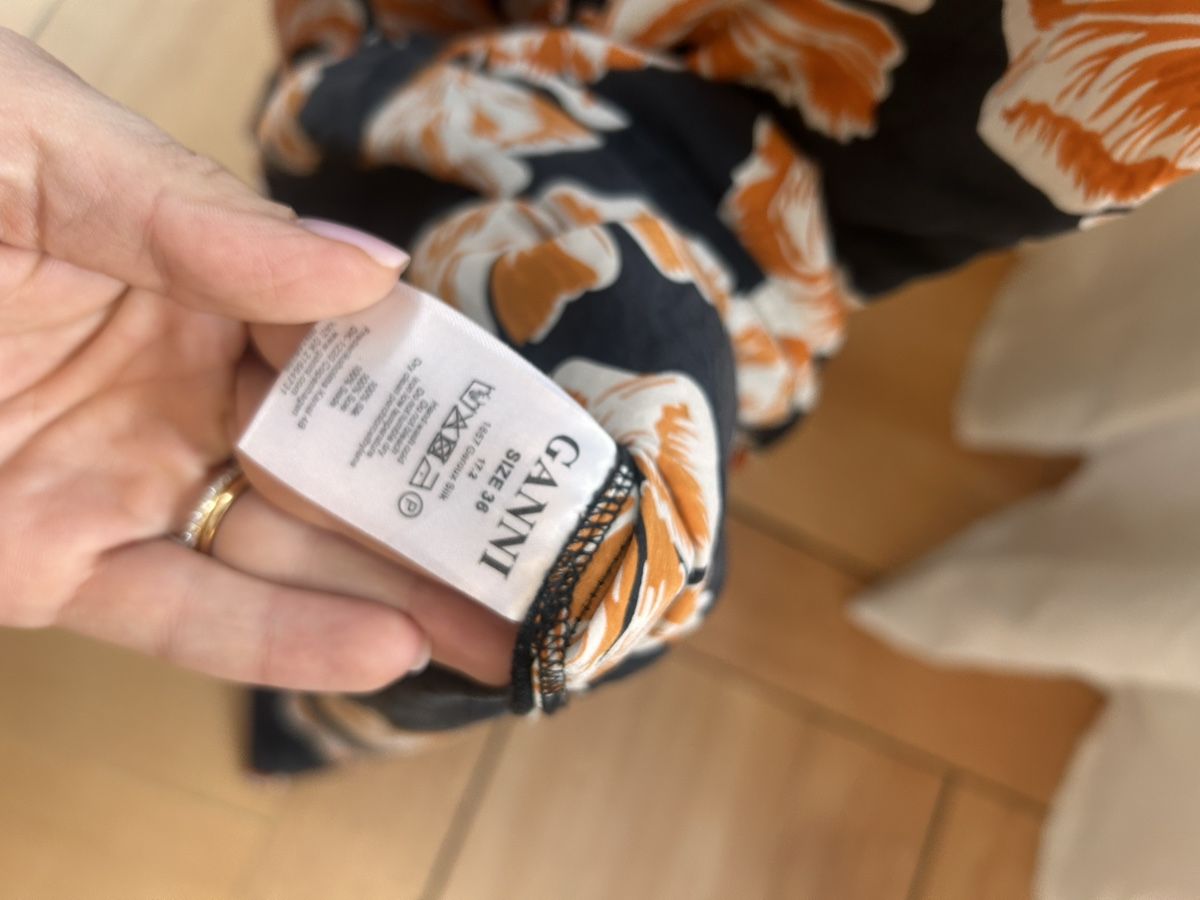 Ganni Vestiti: Ganni Seidenkleid Grösse 36 – Usato da Kirchberg SG venduto da medea014 2