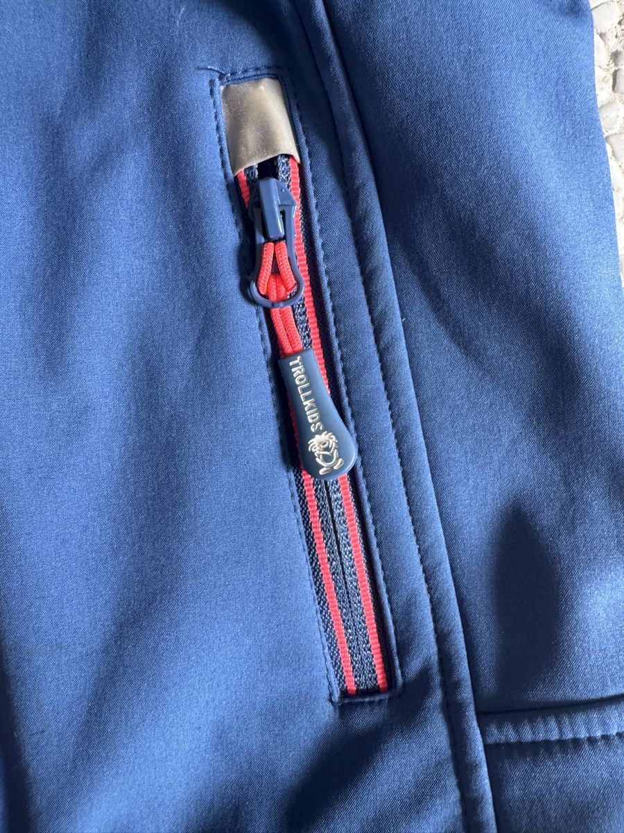 Trollkids Jacken & Mäntel: Trollkids Softshell Jacket Blue Size 140 Good Condition – Gebraucht aus Worb von mcdorian 1