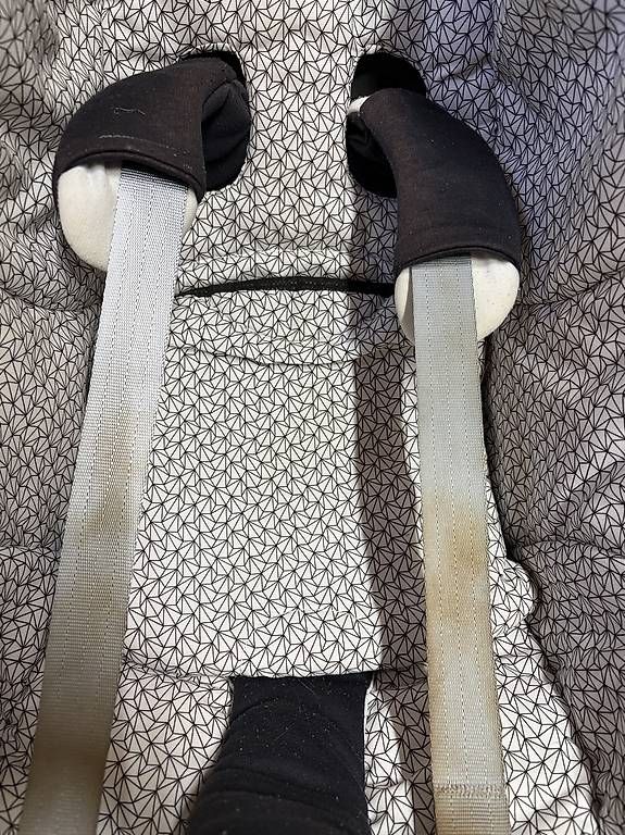 Auto-Kindersitze: Babyschale Maxi Cosi mit Isofix Base  – Gebraucht aus Zürich von Varsogod 1