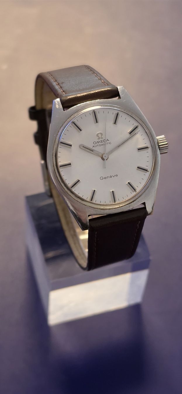Omega Orologi: OMEGA  GENÈVE AUTOMATIC HERREN UHR – Usato da Neftenbach venduto da Taschen-Uhren 4