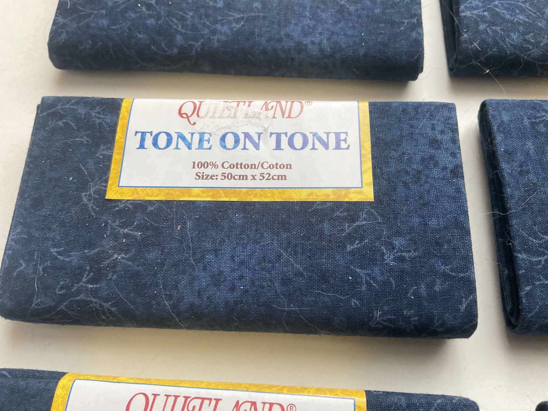 Tessuti: Stoff Stoffabschnitte Baumwolle Made in India VERSAND 10.- – Nuovo (secondo la descrizione) da Aarau venduto da Galaktos 1