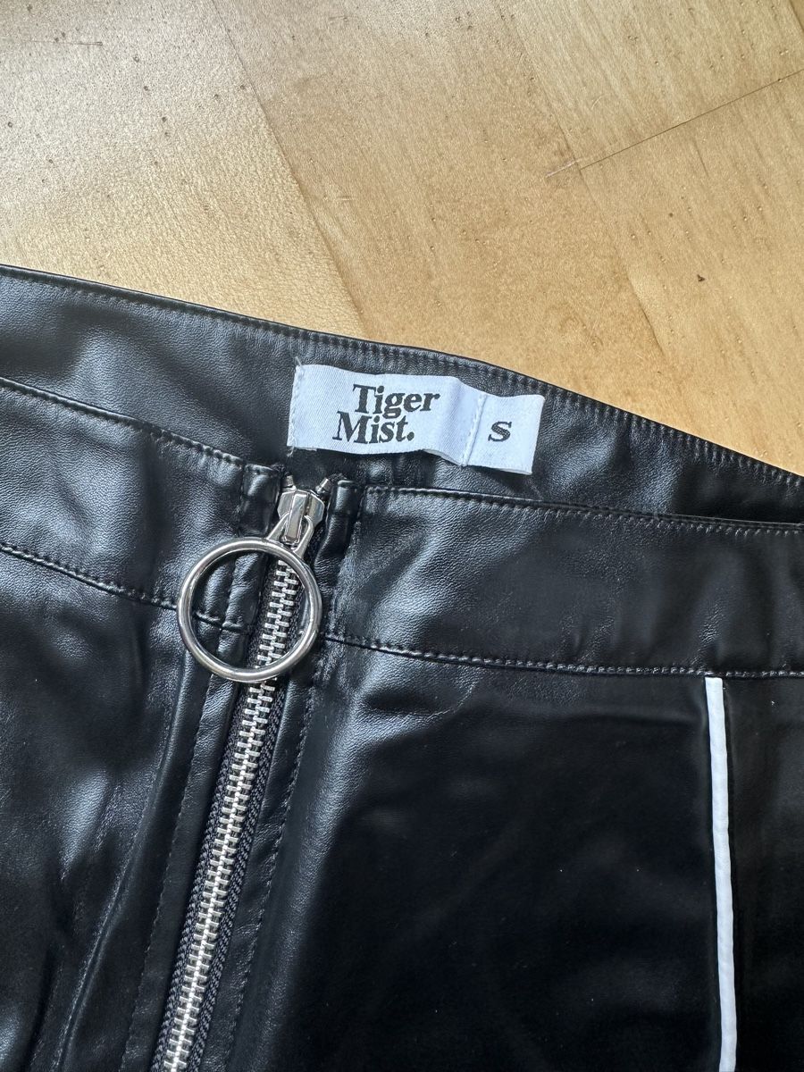 Pantaloni: Hose TigerMist Gr. S – Usato da Wallisellen venduto da Winterswardrobe01 1