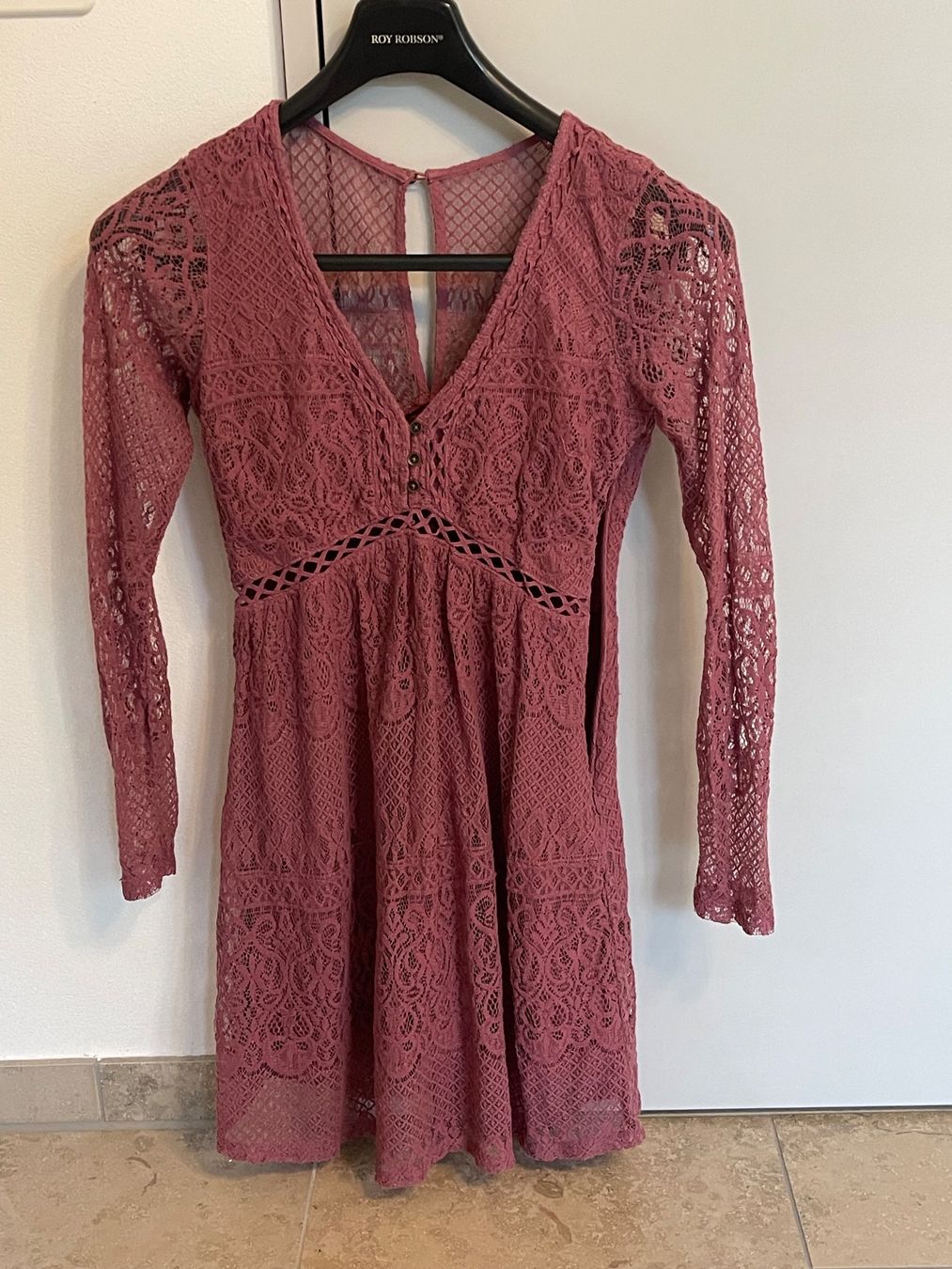 Hollister Vestiti: Hollister Kleid aus Spitze – Usato da Zürich venduto da lms_kt79