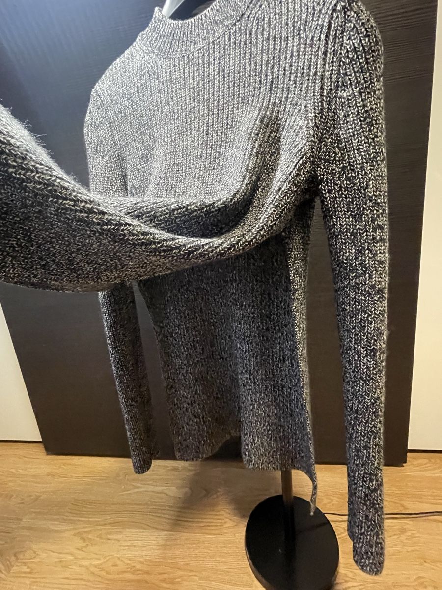 Pulls & Sweat-shirts: Carven Pullover M – D'occasion à Dübendorf par olh_rs5r 3