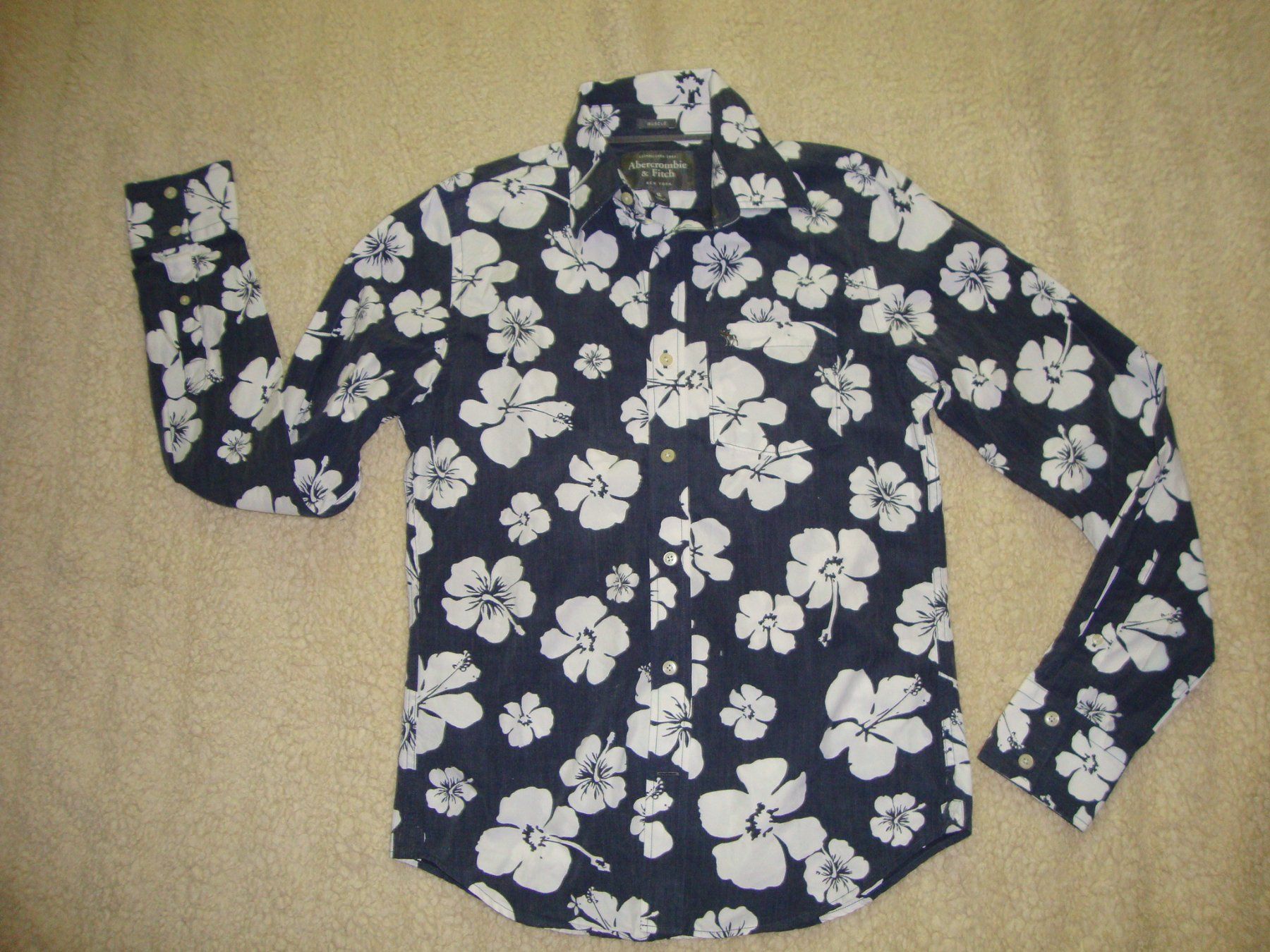 Abercrombie Camicie: geblumtes Herren Hemd Gr. S – Nuovo (secondo la descrizione) da Laufen venduto da ereli