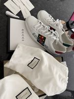Baskets basses Gucci blanches cuir taille 47 bon état