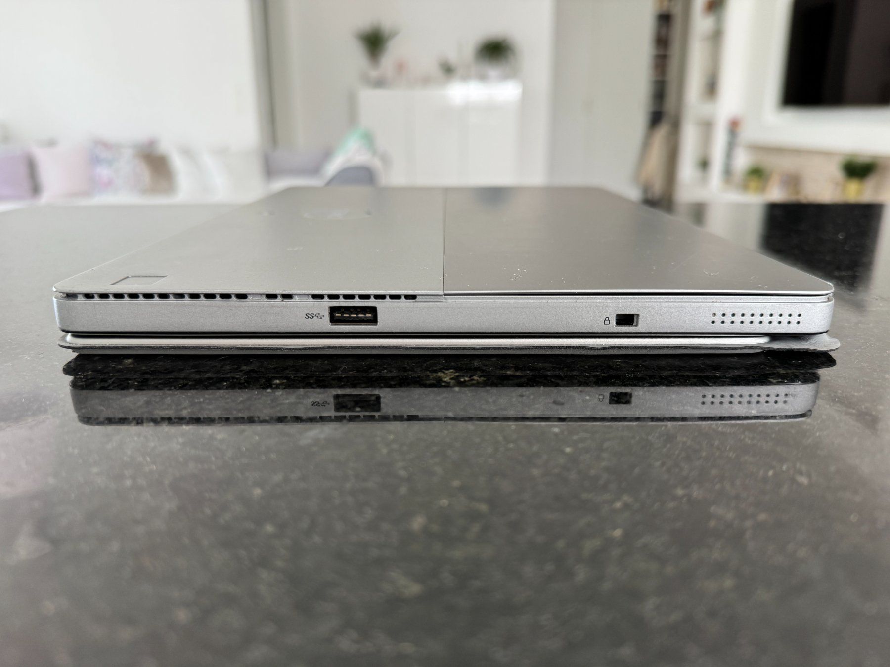 Dell Notebook: Dell Latitude 7210, i5-10310U, 16GB RAM, Notebook/Tablet – Usato da Neuhausen am Rheinfall venduto da aleksandar.venco 2