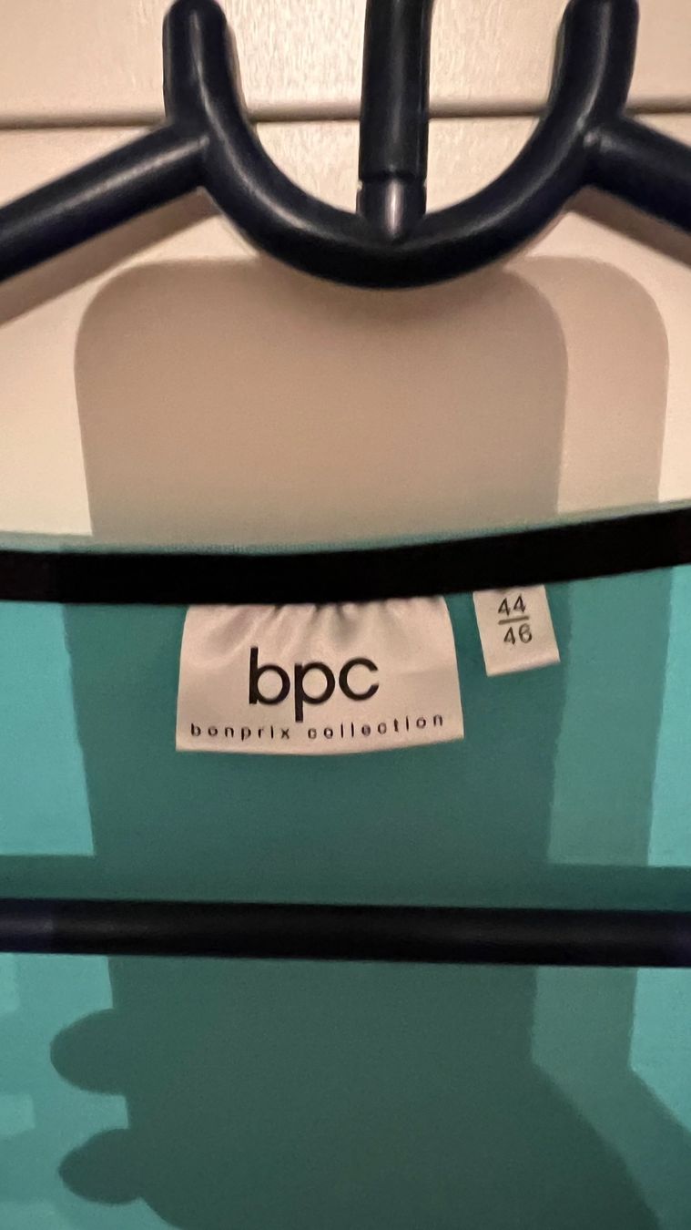 Camicette: • Oberteil / Bluse von Bpc • – Usato da Basel venduto da mendoza13 2
