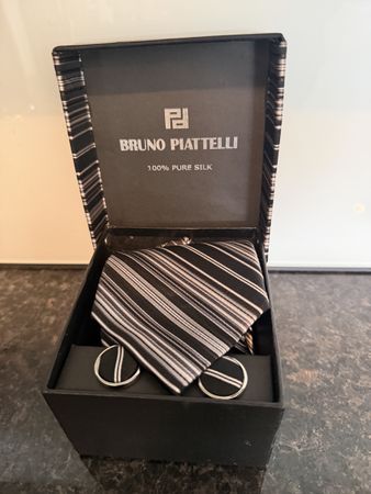 Bruno Piattelli Krawatte und Manschettenknöpfe Seide
