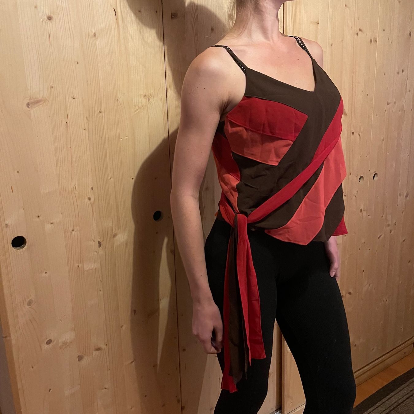 Top: Marks&SpencerTop elegante rosso e marrone, taglia38/40 – Nuovo (secondo la descrizione) da Gordevio venduto da LanaZimm 5
