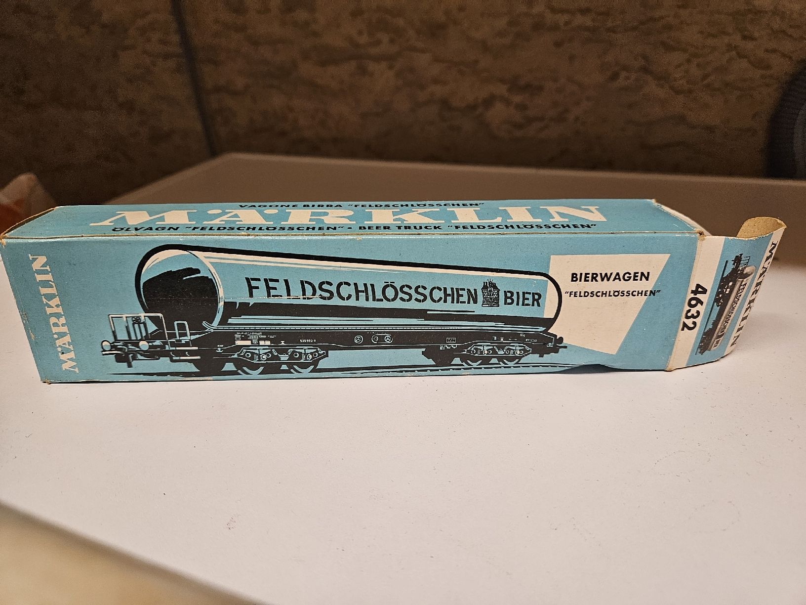 Märklin Modellini di ferrovie: Märklin Bierwagen Feldschlösschen Bier 4632 – Usato da Salenstein venduto da JasminB1993 4