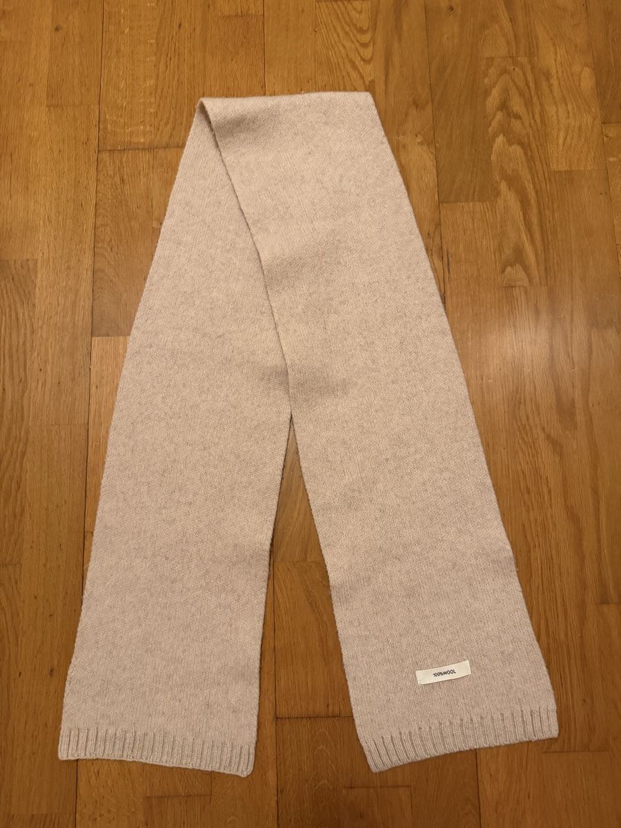 Foulard & Sciarpe: Weicher Wollschal aus 100% Wolle. – Usato da Adliswil venduto da StephanieAnnina