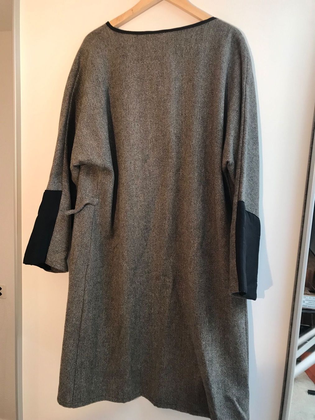 Kleider: Wollkleid Frauen Grau – Neu (gemäss Beschreibung) aus Therwil von jonasiw 4