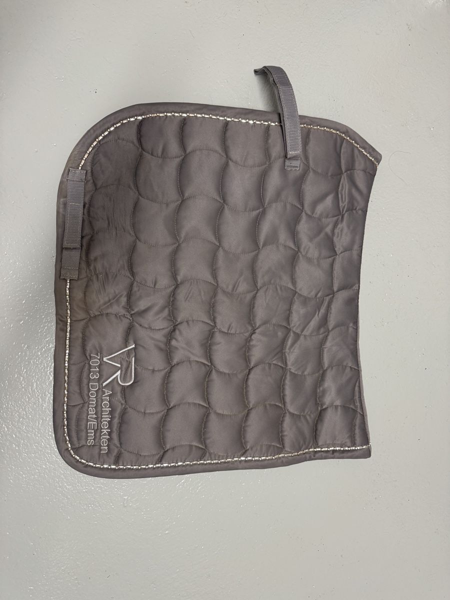 Selle & Accessori: Dressurschabracke  – Usato da Wattwil venduto da ann_h68g