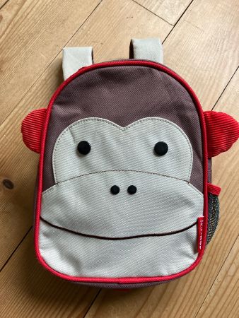 Neuwertiger Skip Hop Kinderrucksack Affe inkl. Leine