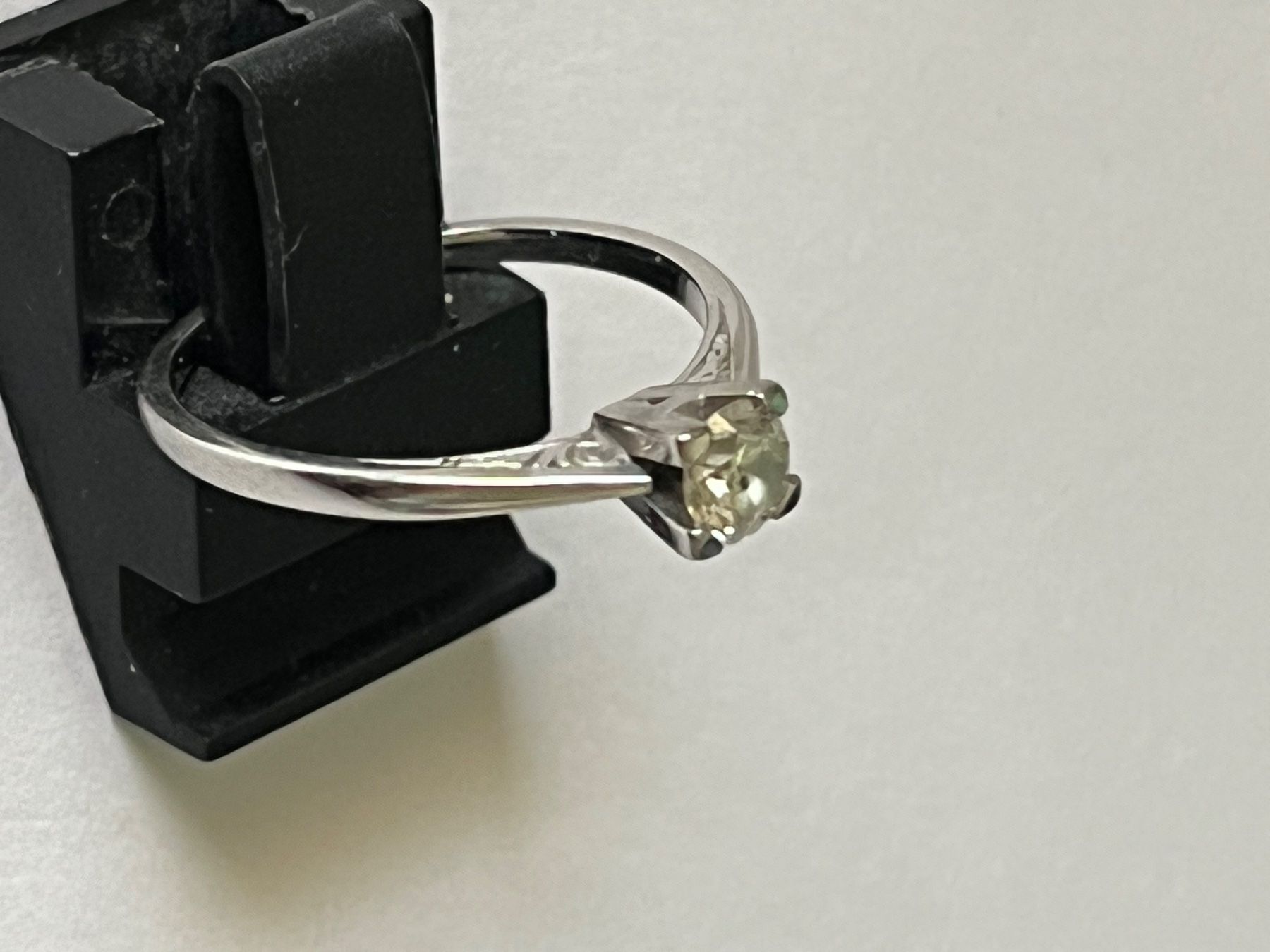 Ringe: Ring Weissgold / Diamant 18 Karat – Gebraucht aus Langnau am Albis von flusspflege 3