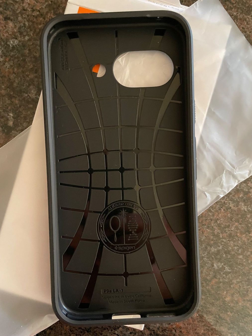 Spigen Coques & Protection écran: Google 9a Spigen – Neuf (Voir description) à Bern par KlickUndWeg