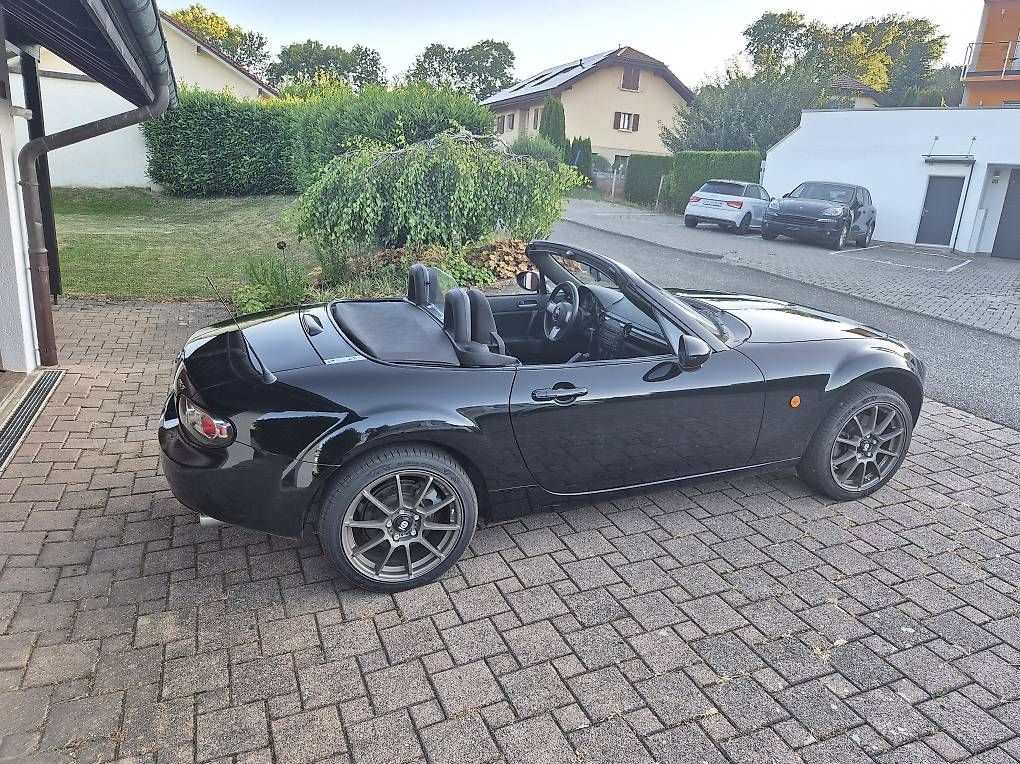 Automobili: Mazda mx5 1.8 2007 – Usato da Marsens venduto da cor_n8wx 1