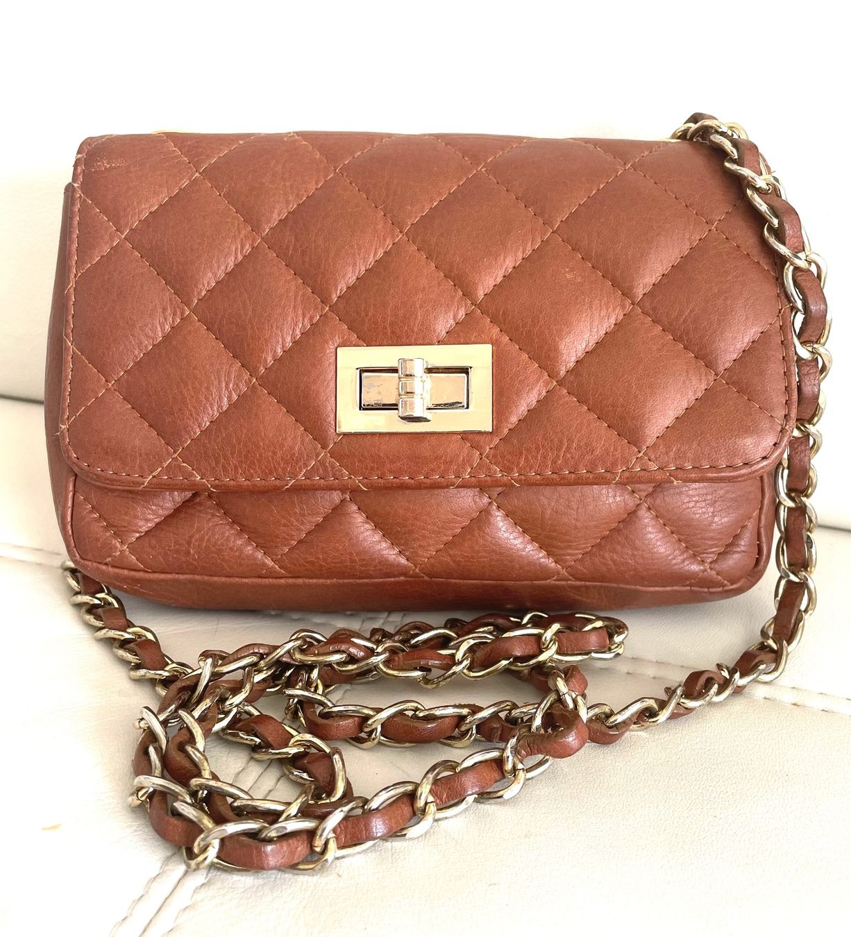 Sacs femmes: Ledertasche braun – D'occasion à Etoy par Diadefin