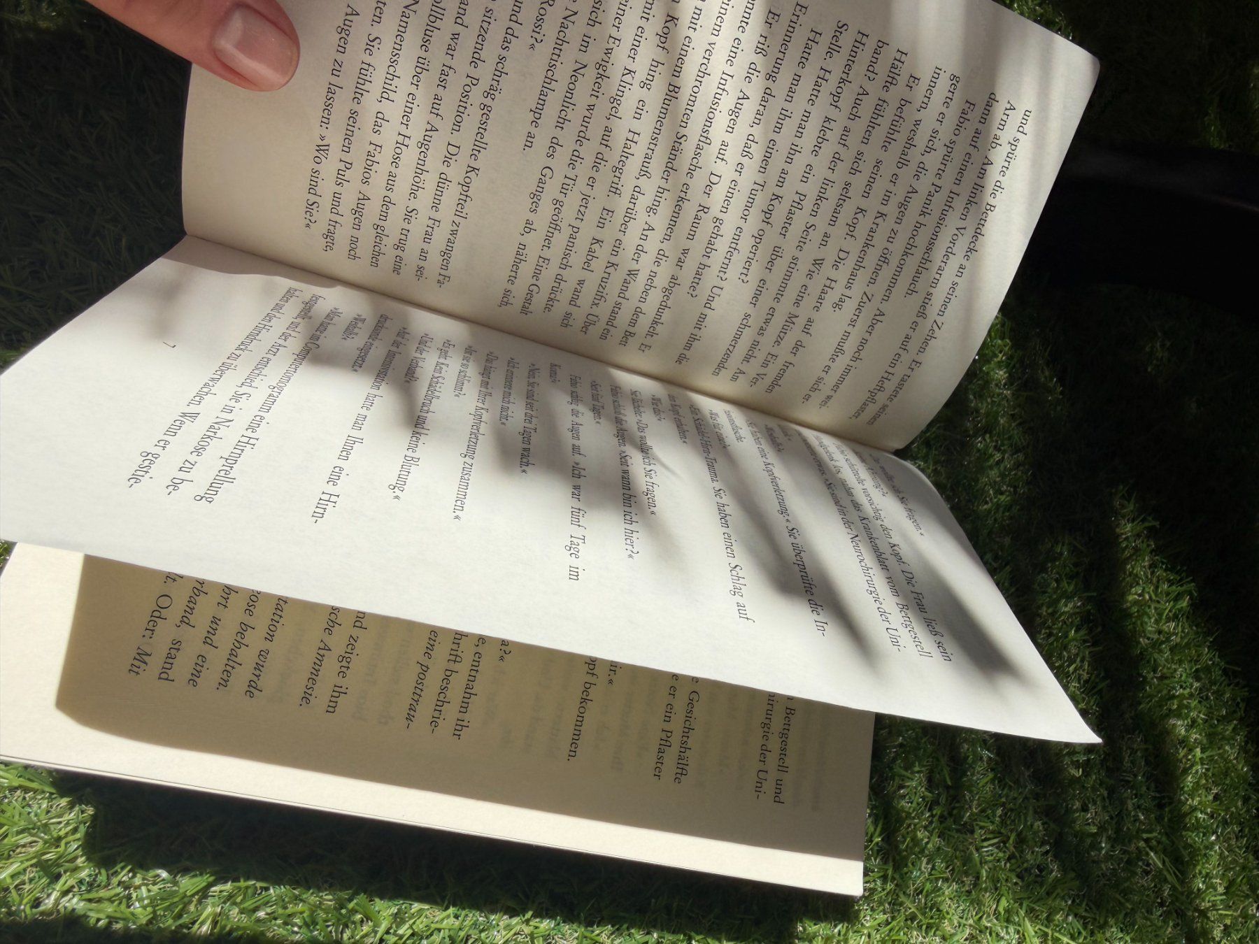 Libri: Buch Martin Suter Ein perfekter Freund Roman – Usato da Riehen venduto da edu_92w7 2