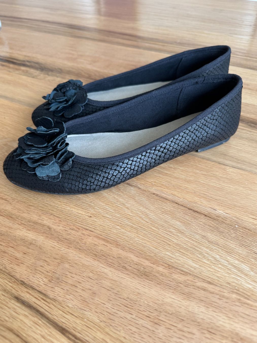 Clarks Scarpe da donna: Ballerinas von CLARKS – Usato da Bubikon venduto da toro66 1