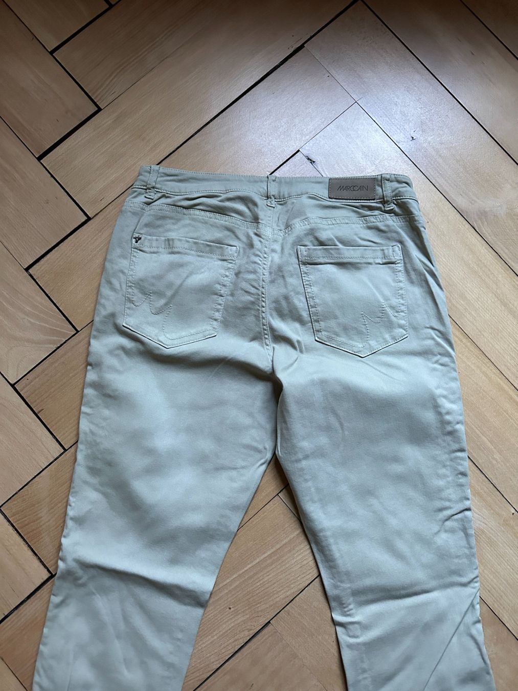 Marc Cain Jeans: MARC CAIN - Jeans beige 40 – Gebraucht aus Zürich von Diazaio 2