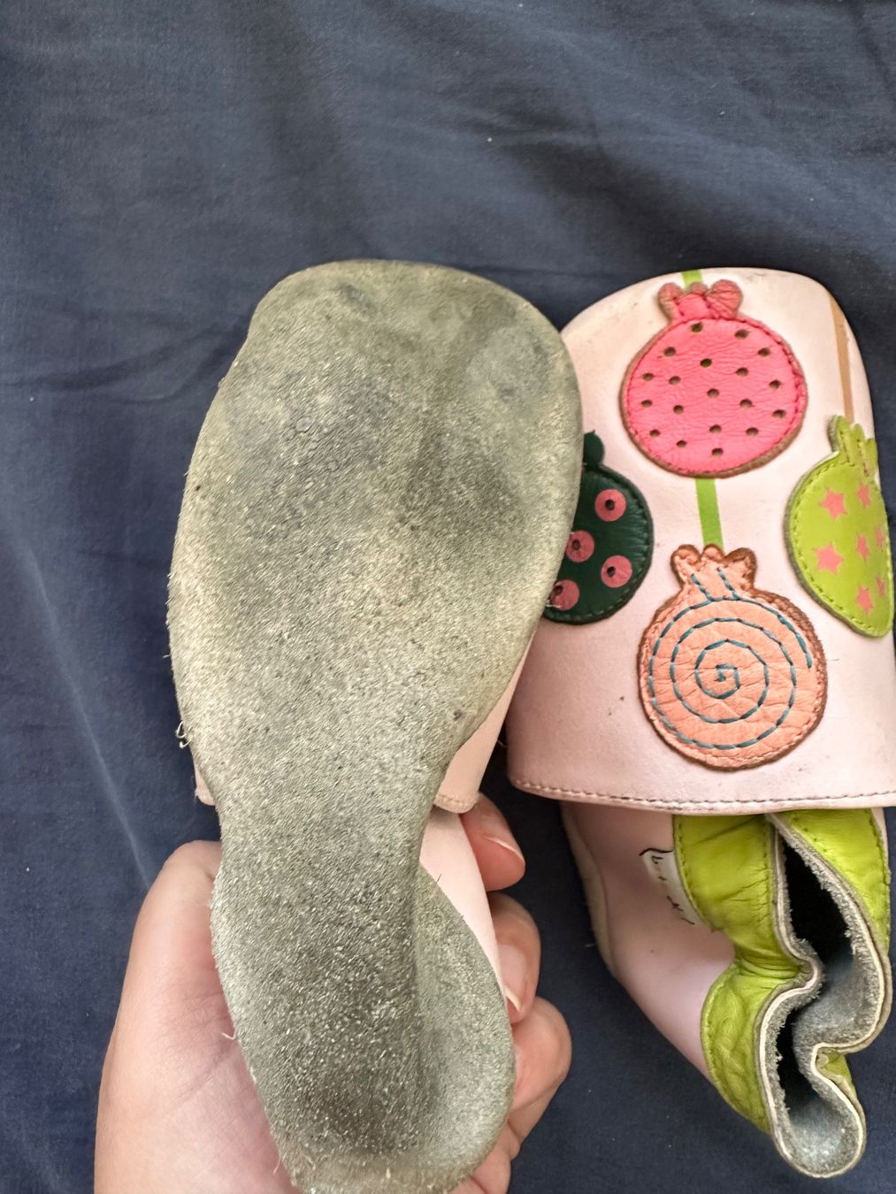 Schuhe für Mädchen: Hausschuhe Lait et Miel – Gebraucht aus Dürrenroth von tvy_bh56 4