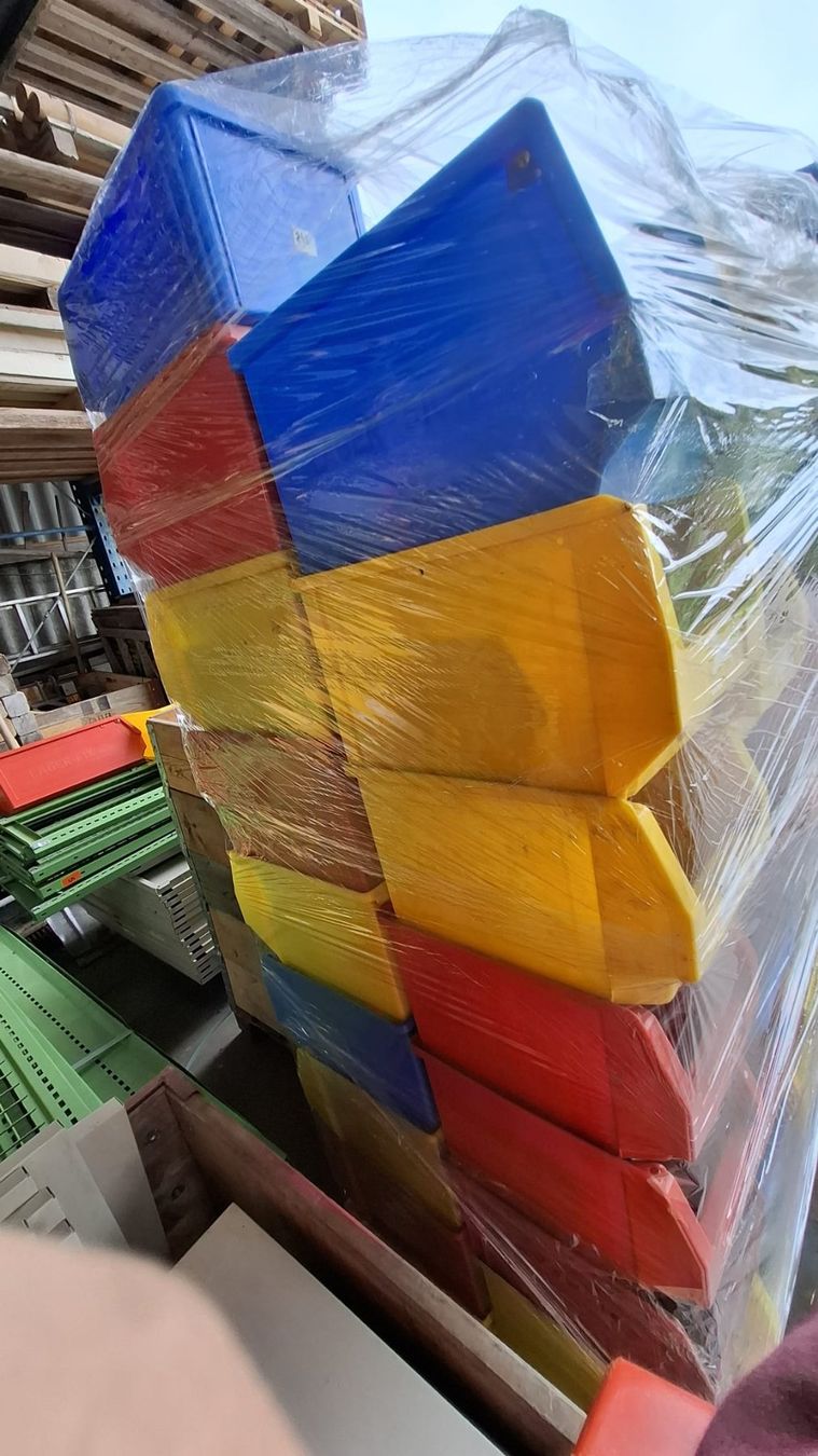 Contenitori & Simili: Large-Palette Sichtlagerboxen / Materialboxen – Usato da Hasle LU venduto da Arag08 3