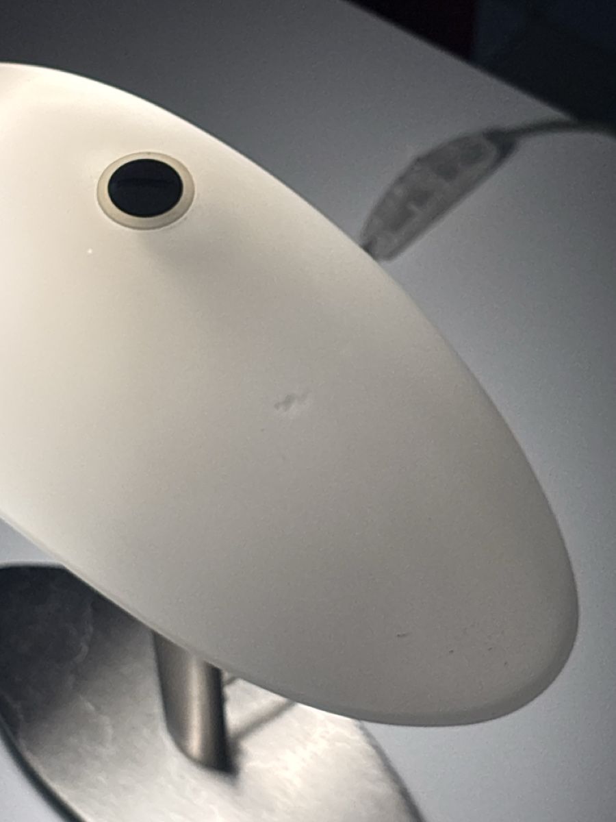Lampen: Lampada da tavolo metallo bianca – Gebraucht aus Zürich von gug_z96j 3