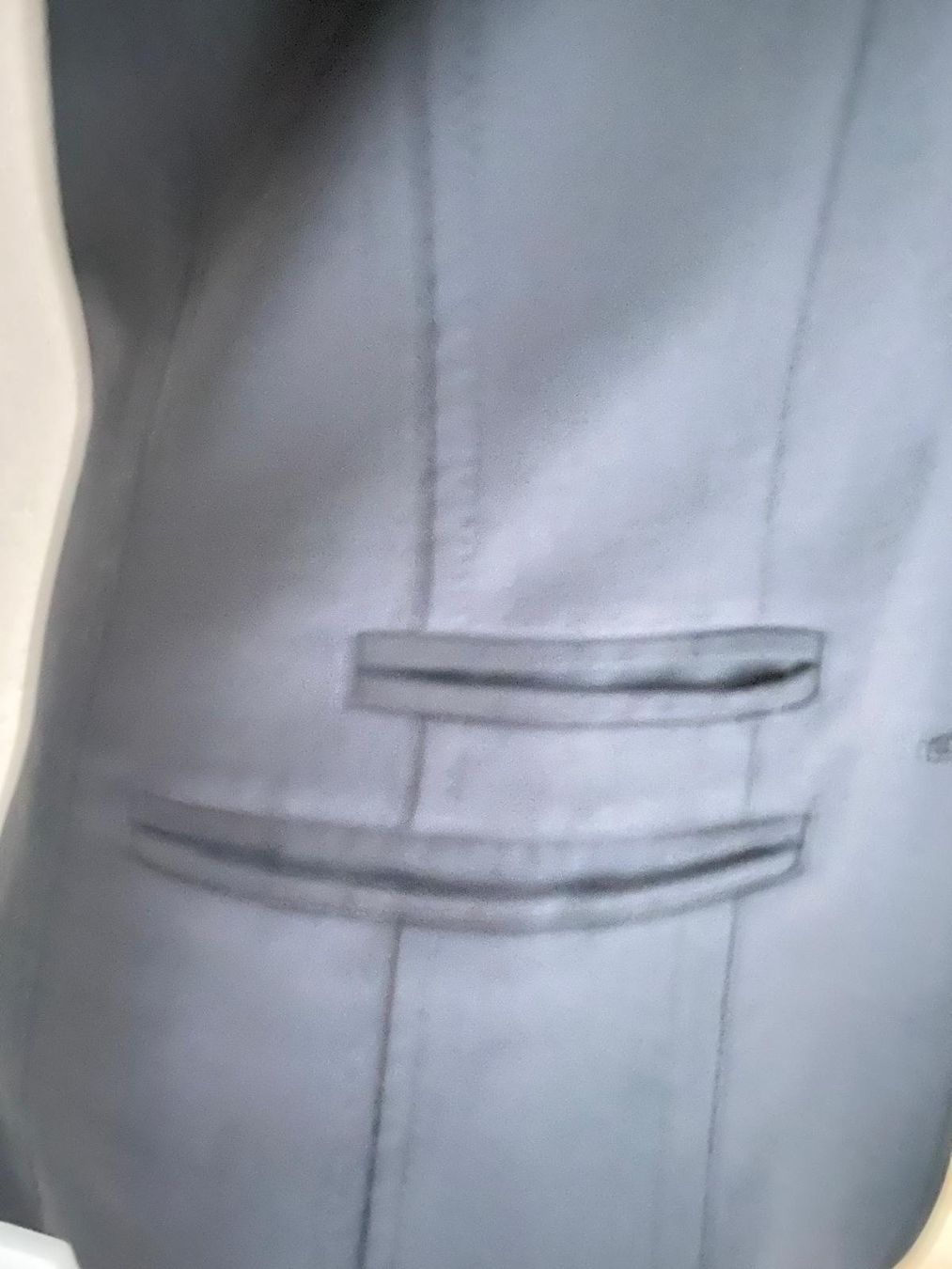 Bally Giacche: Neu Bally Schwarzer Blazer Gr. 36 elegant tailliert – Nuovo (secondo la descrizione) da Rothrist venduto da lil_tg5m 5