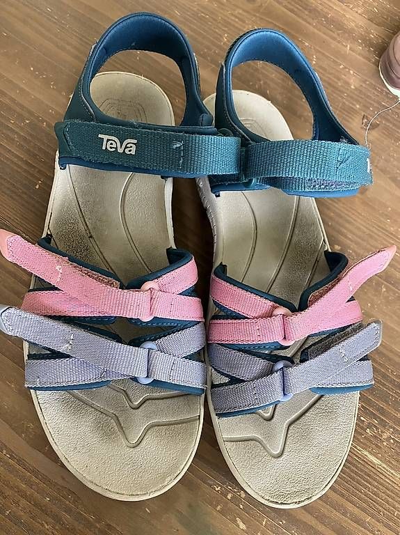 Scarpe da donna: Tewa Sandalen 37 – Usato da Langnau i. E. venduto da pia_5nlf