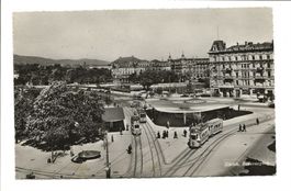 Zürich  Stadt - Bellevueplatz - Tram - Winterthur-Leben 1949