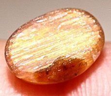 Pierres & tuiles: Sand stein Oval 2.55ct – Neuf avec emballage d'origine à zuerich par Jewlsdesign 2